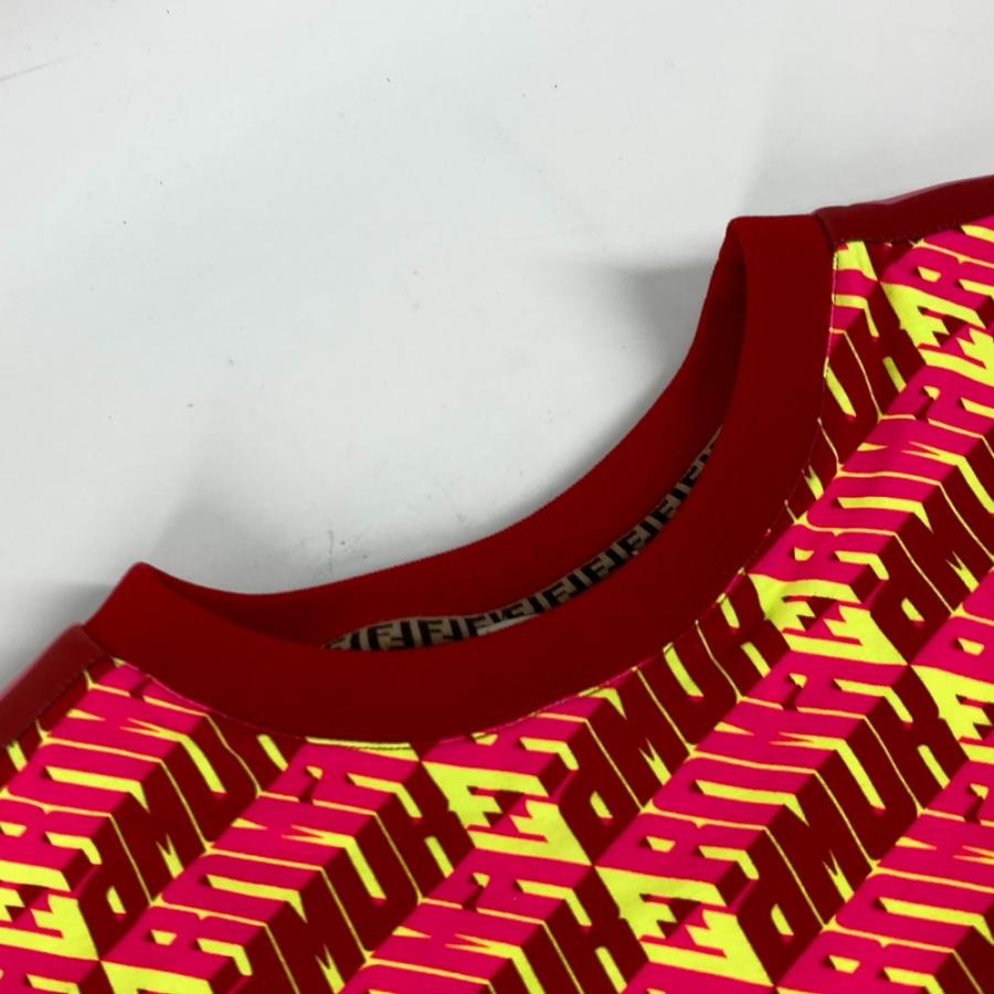 FENDI - フェンディ FENDI ロゴ FS7137 アパレル トップス 丸首 半袖Ｔシャツ コットン レッド 美品 FENDI（フェンディ） 美品 FS7137 ロゴ アパレル トップス 丸首 半袖T