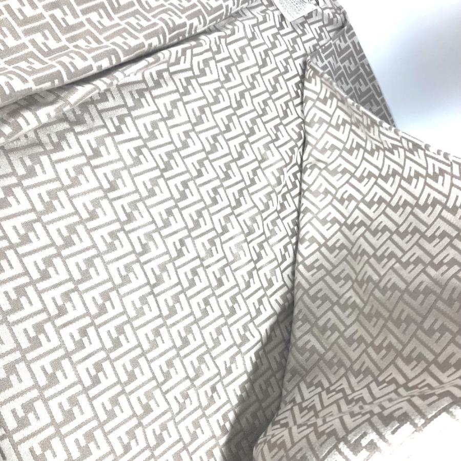 美品 FENDI フェンディ FXX782 ズッカ ロゴ アパレル ケープ コート ポンチョ ベージュ系 レディース【中古】 | FENDI | 05