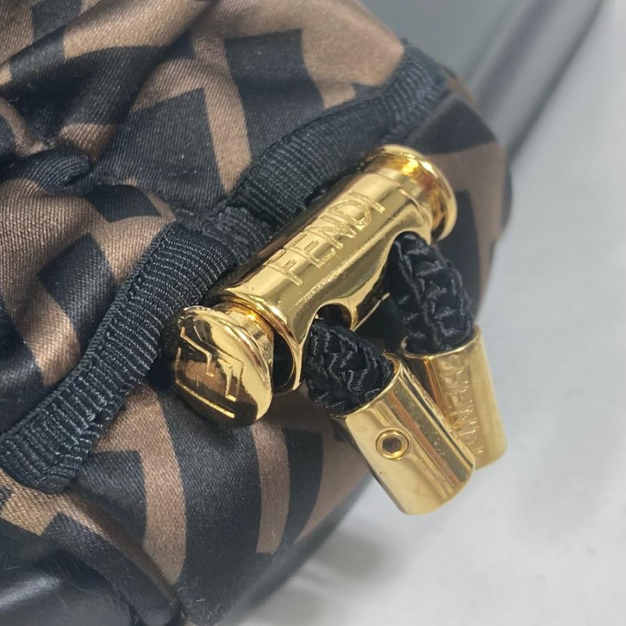 FENDI フェンディ 8X8142 靴 シャワーサンダル プールサンダル フィール スライド プリーツ ズッカ サンダル ポリエステル 【中古】 | FENDI | 07