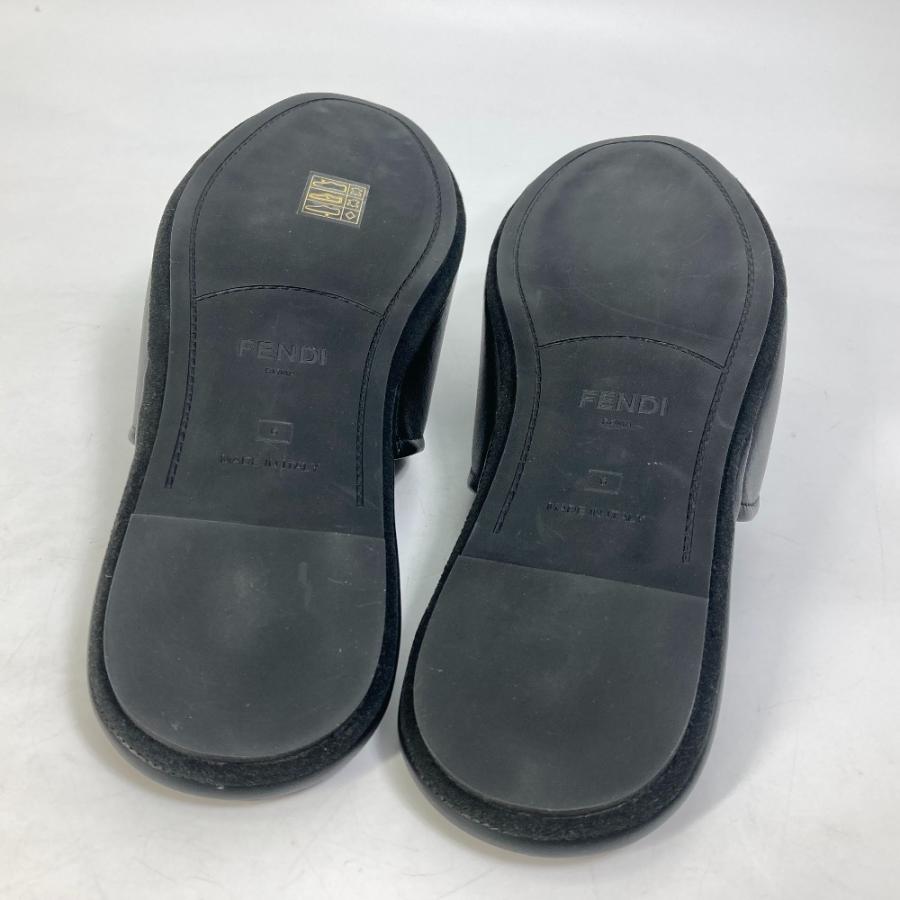 FENDI フェンディ 室内 ロゴ スリッパ ルームシューズ 靴 フラット 靴その他 レザー ブラック メンズ【中古】美品 | FENDI | 07