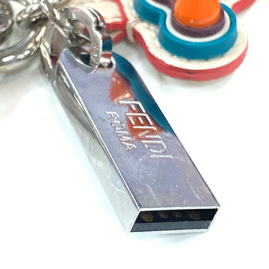 FENDI レザー ロゴ バッグチャーム スタッズ付き | outletmodafirmata.com
