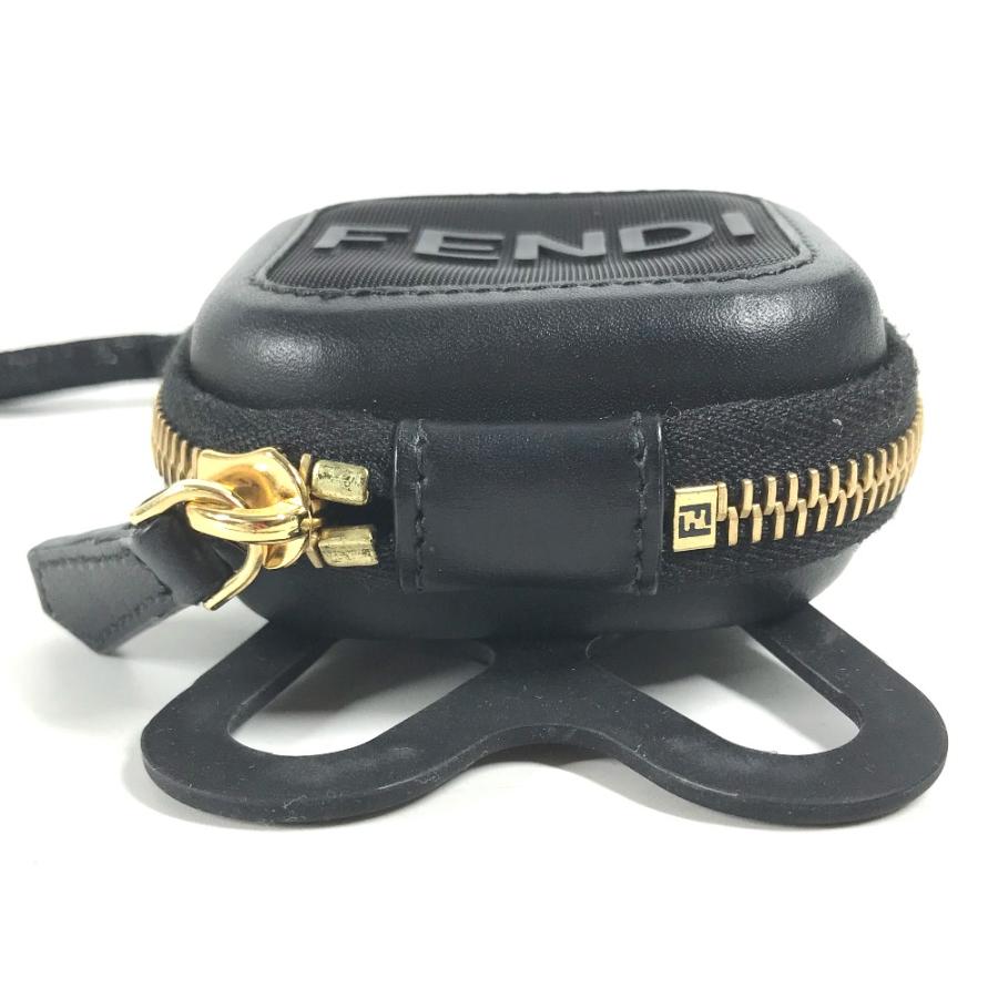 新品同様 FENDI フェンディ ロゴ スマホポーチ ケース iphone アイフォン スマホケース メッシュ スマートフォンケース ブラック【中古】 | FENDI | 06