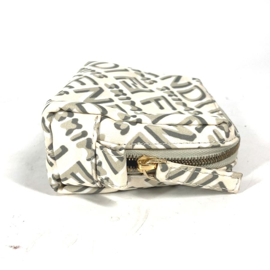 美品 FENDI フェンディ 8N0179 ロゴ メイクポーチ 化粧ポーチ SKIMSコラボ スキムス ポーチ ホワイト レディース【中古】 | FENDI | 03