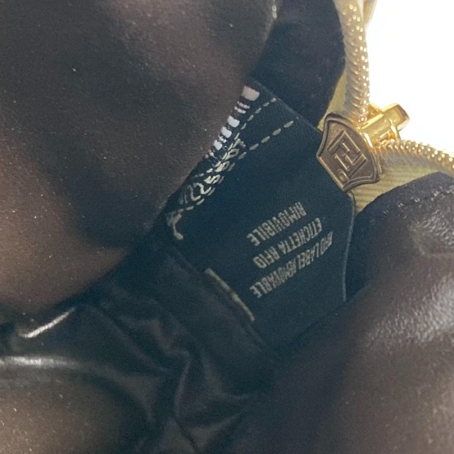 美品 FENDI フェンディ 8N0179 ロゴ メイクポーチ 化粧ポーチ SKIMSコラボ スキムス ポーチ ホワイト レディース【中古】 | FENDI | 09