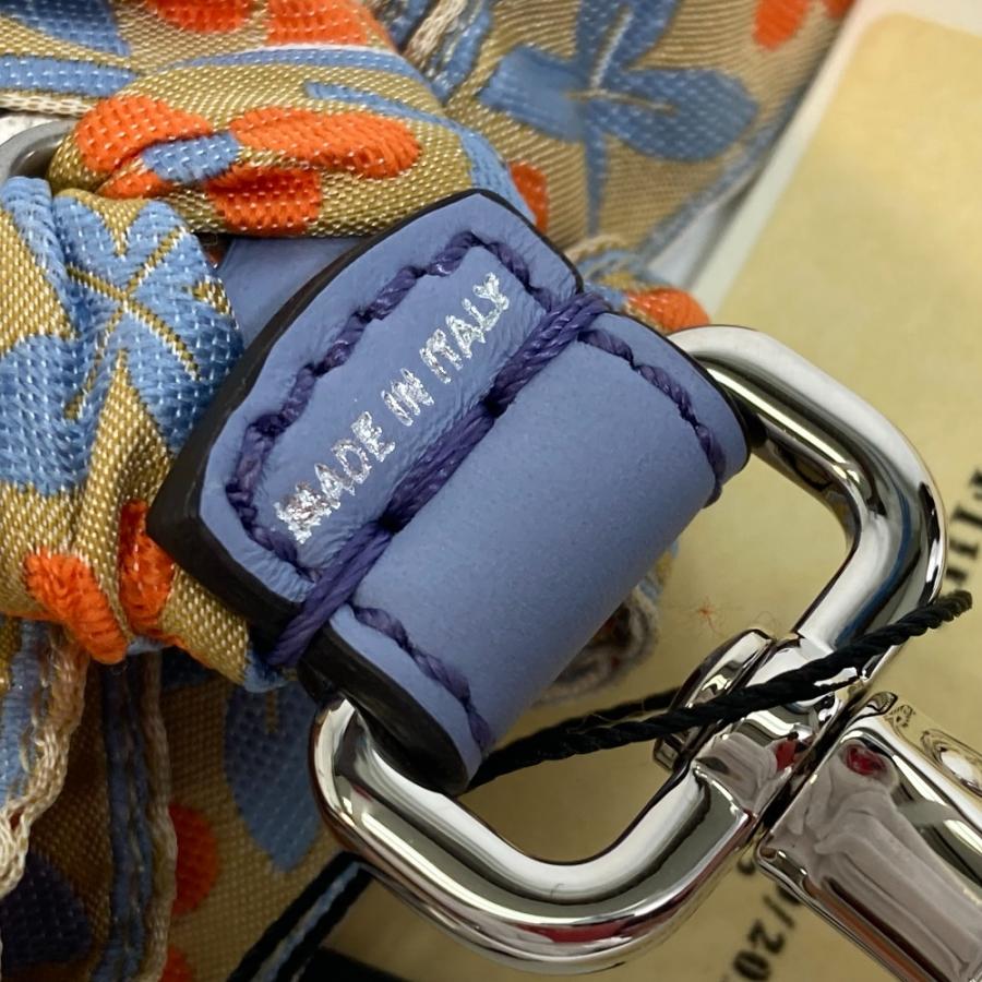 FENDI フェンディ 8AV077 フラワー リボン 花柄 ストラップユー