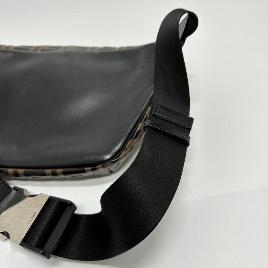 フェンディ FENDI ズッカ 7VA434 クロスボディバッグ ショルダーバッグ カバン ボディバッグ レザー ブラウン FENDI（フェンディ） 7VA434 クロスボディバッグ ショルダーバッグ