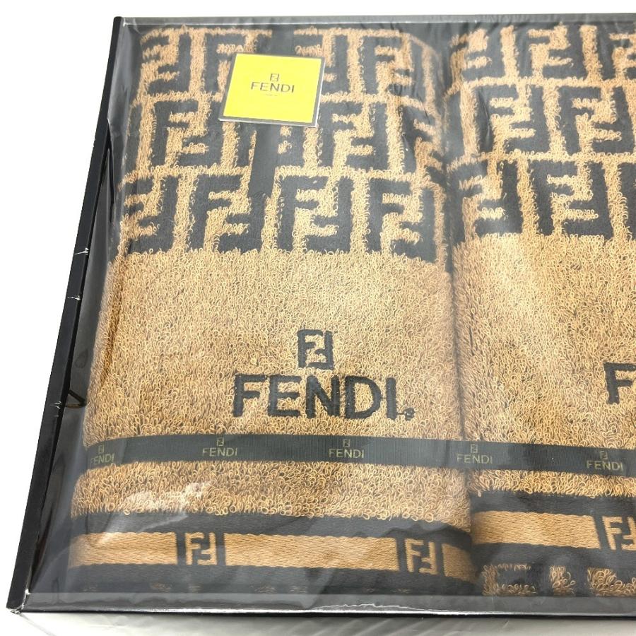 新品同様 FENDI フェンディ ズッカ柄 2点セット タオル  インテリア 生活雑貨 バス用品 ブラウン ユニセックス【中古】 | FENDI | 02
