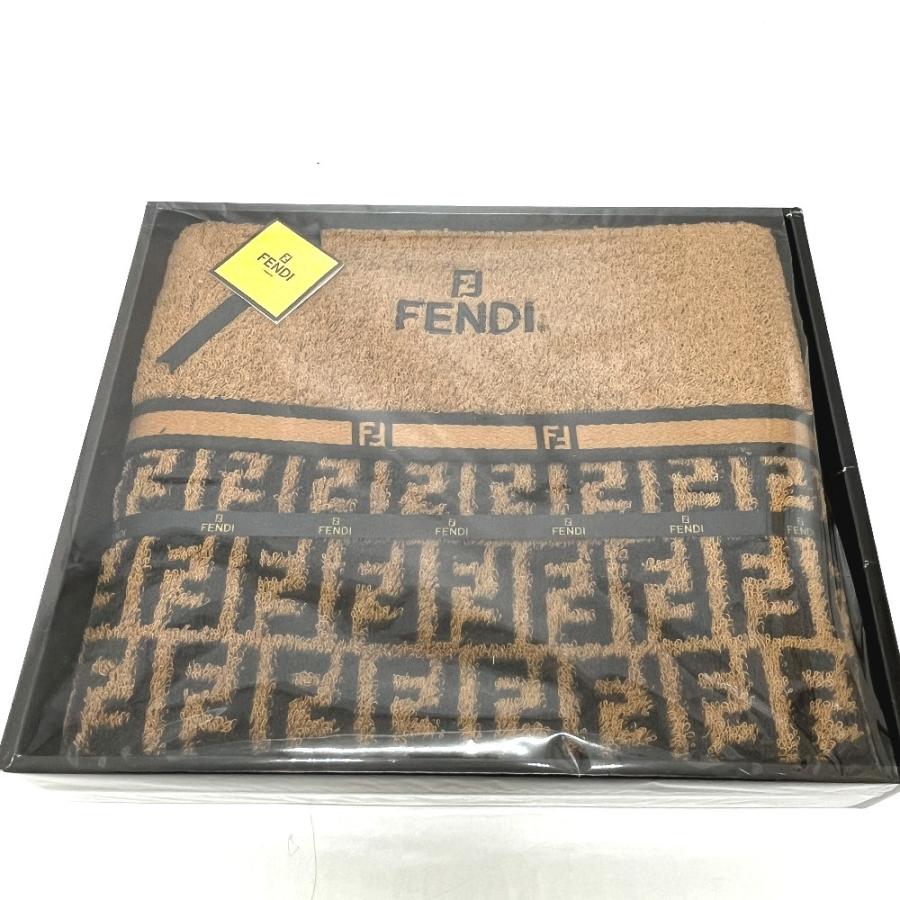 新品同様 FENDI フェンディ ズッカ柄 バスタオル インテリア ひざかけ ブランケット タオル ブラウン ユニセックス【中古】 | FENDI | 02