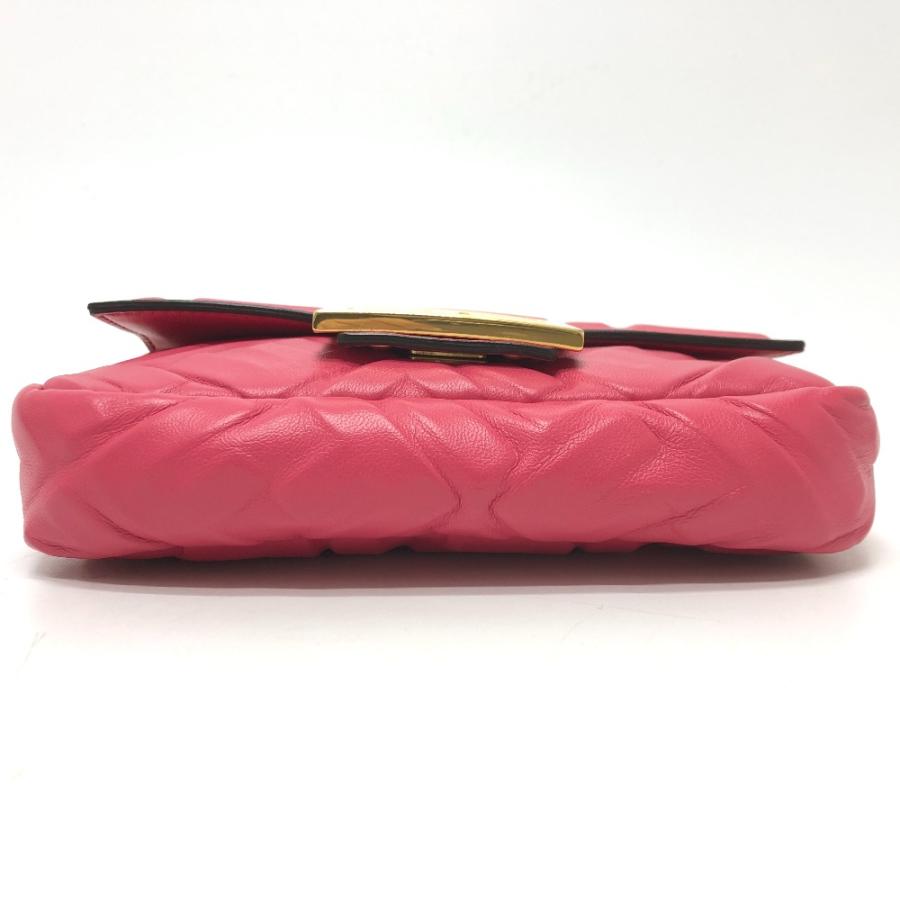 フェンディ FENDI バゲット スモール 8BS017 FF チェーン 2WAYバッグ カバン バック バッグ ショルダーバッグ ラムスキン ピンク FENDI（フェンディ） 8BS017 バゲット スモール チェーン 2WAYバッグ