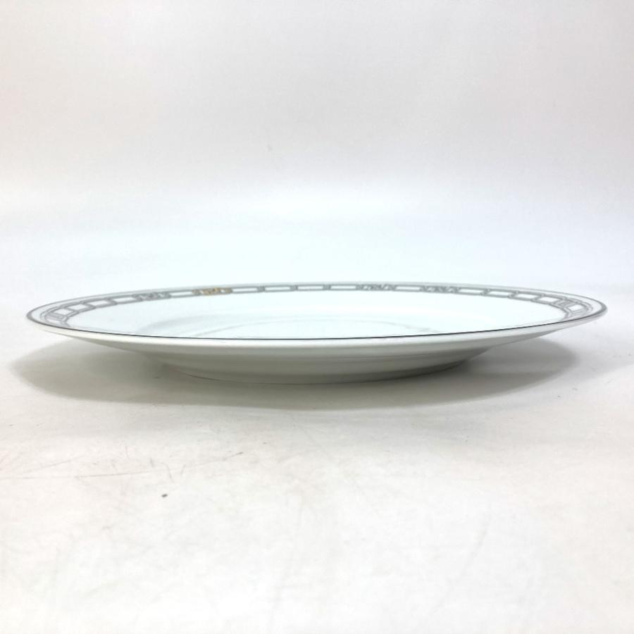 FENDI（フェンディ） 7AC045 ホワイト磁器 食器 インテリア 2枚セット