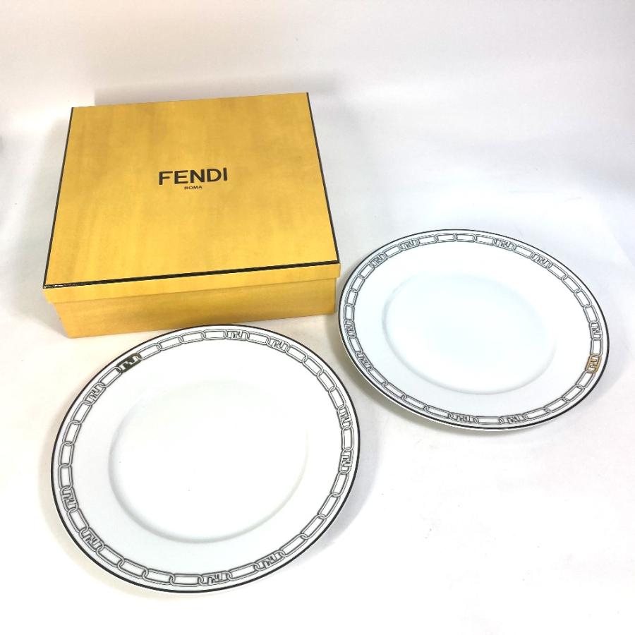 FENDI（フェンディ） 7AC045 ホワイト磁器 食器 インテリア 2枚セット