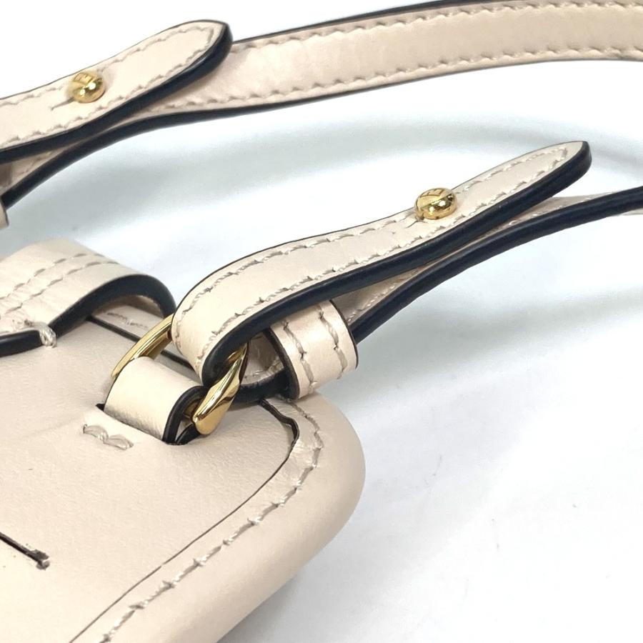 FENDI 美品 フェンディ 7AS131 ズッカ ロゴ フォンポーチ