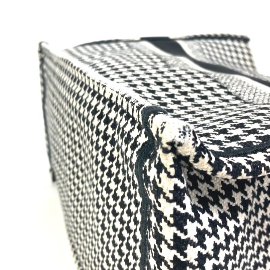 Dior ディオール M1296ZTQT_M911 千鳥格子 ブックトート ミディアム ロゴ ショルダーバッグ トートバッグ キャンバス ブラック【中古】 |  | 07
