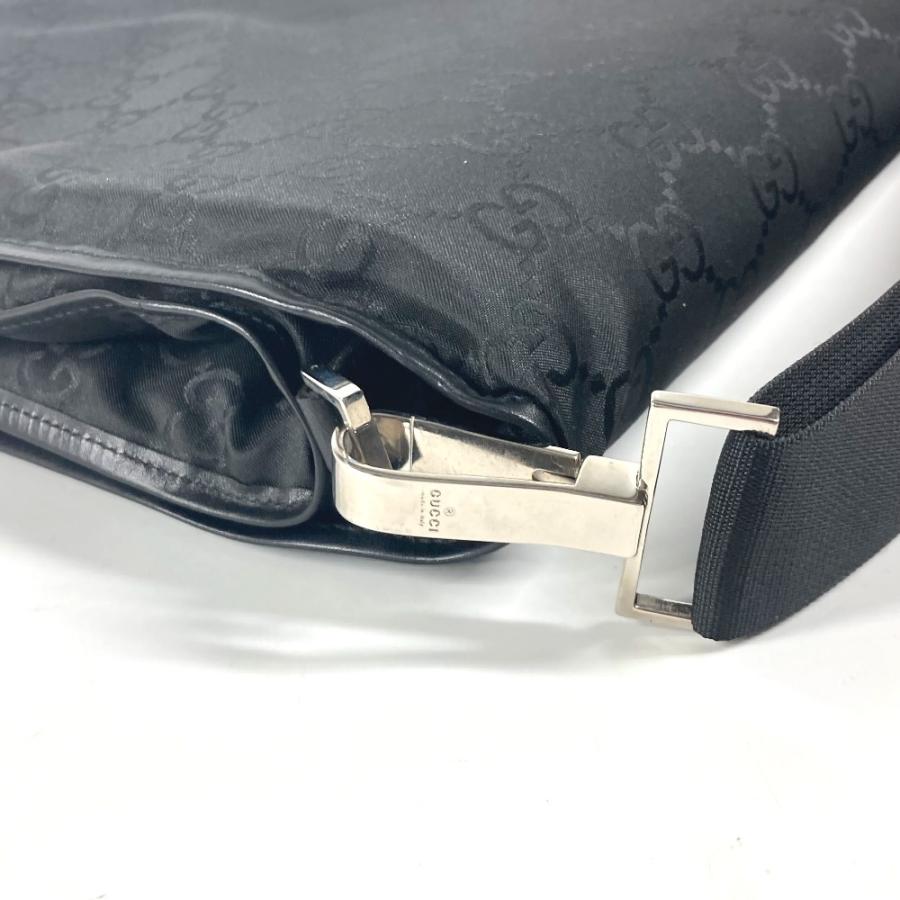 美品 GUCCI グッチ 019 1596 GG ヨガマット トレーニングマット ストレッチマット インテリア ストラップ付 雑貨 ブラック 【中古】 | GUCCI | 06