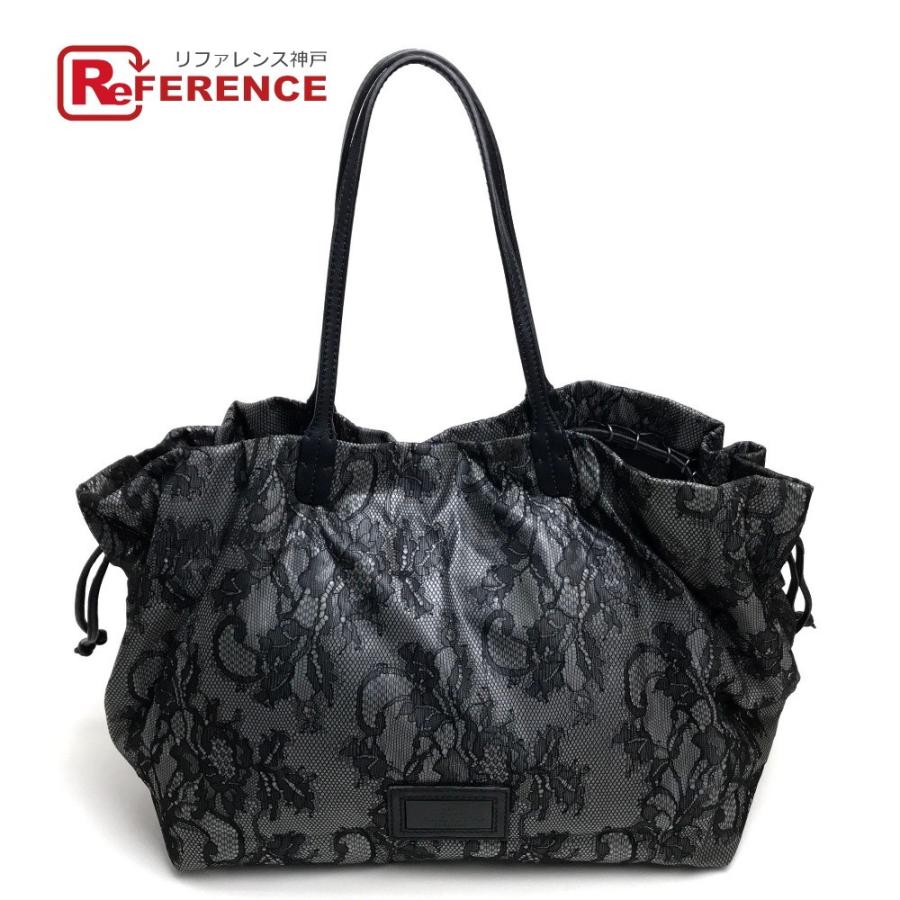 Valentino Garavani ヴァレンティノ・ガラヴァーニ ショルダーバッグ  