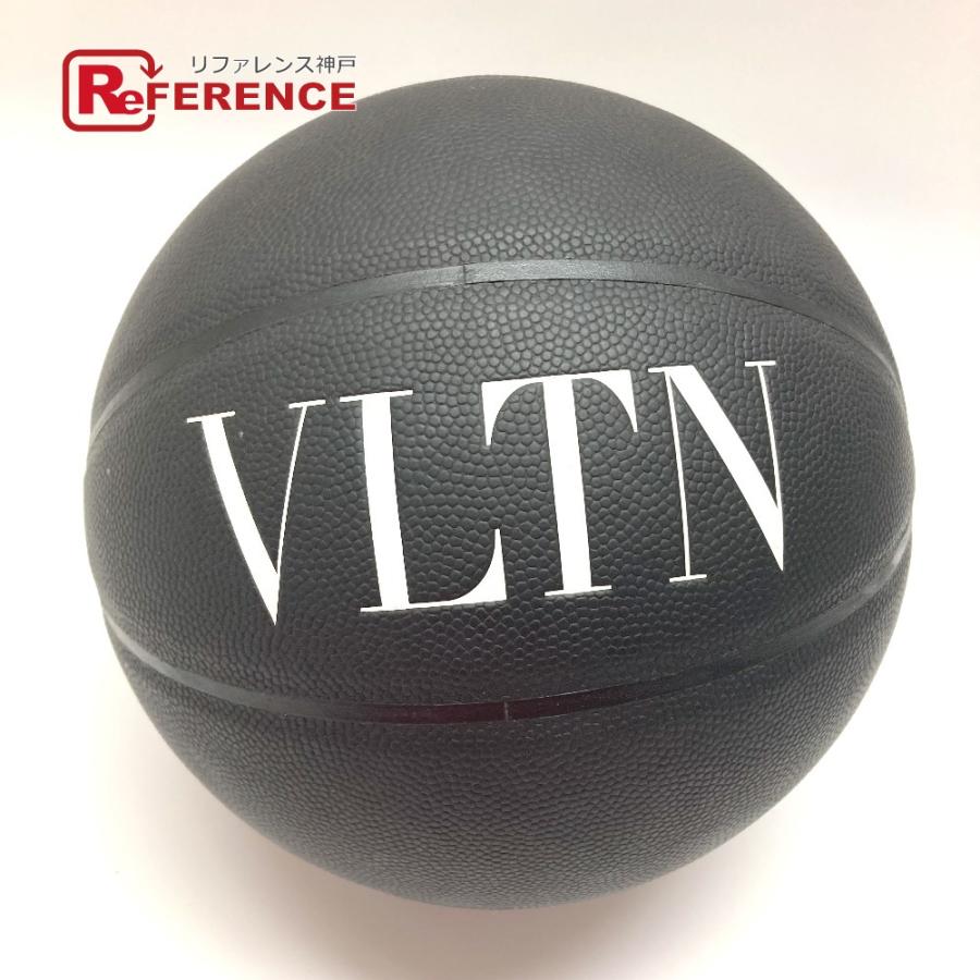 【値下げ】VALENTINO　VLTNロゴ　バスケットボール　スポルディング VALENTINO 美品 ヴァレンティノ VLTN ロゴ バスケットボール
