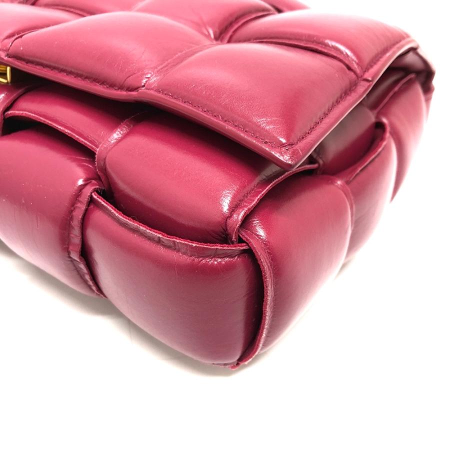 BOTTEGA VENETA ボッテガヴェネタ カセット マキシ イントレチャート パデットカセット ショルダーバッグ ワインレッド レディース【中古】 |  | 07