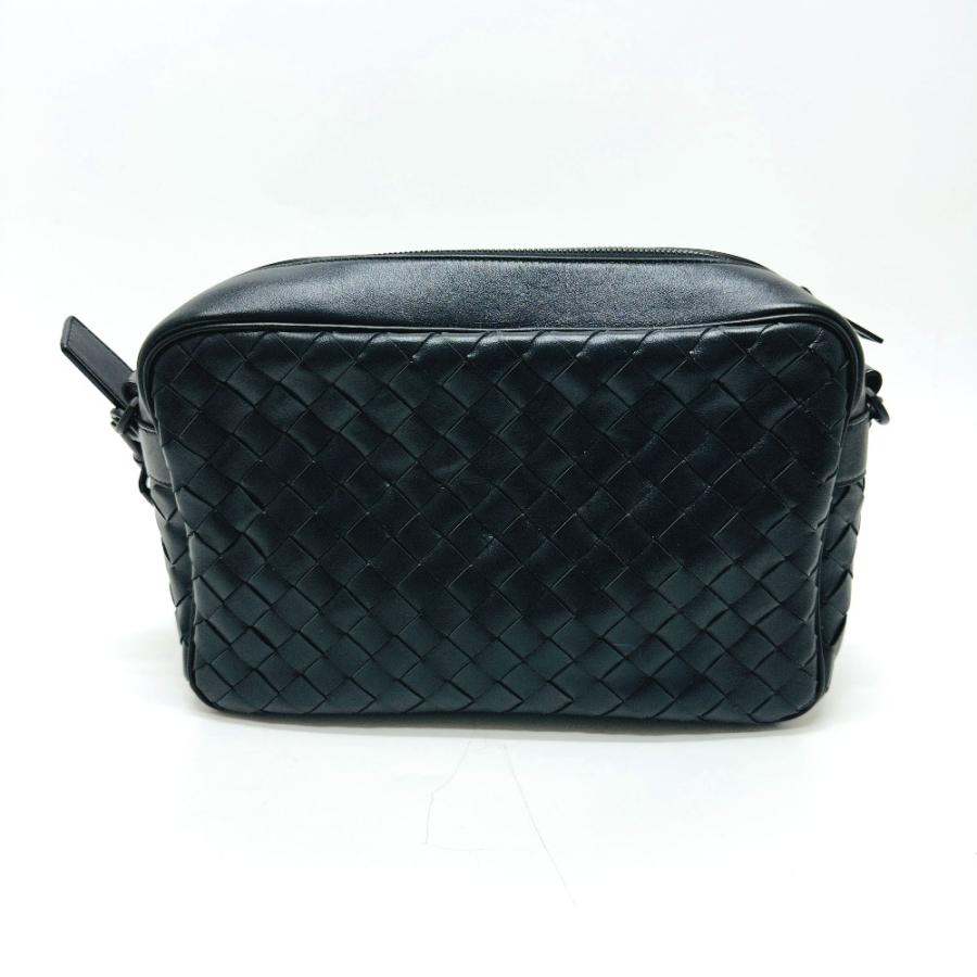 美品 BOTTEGA VENETA ボッテガヴェネタ 755925 イントレチャート カバン 斜め掛け 肩掛け ショルダーバッグ ブラック メンズ【中古】 |  | 01