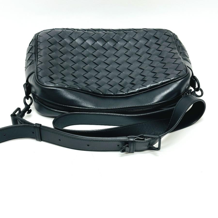 美品 BOTTEGA VENETA ボッテガヴェネタ 755925 イントレチャート カバン 斜め掛け 肩掛け ショルダーバッグ ブラック メンズ【中古】 |  | 05