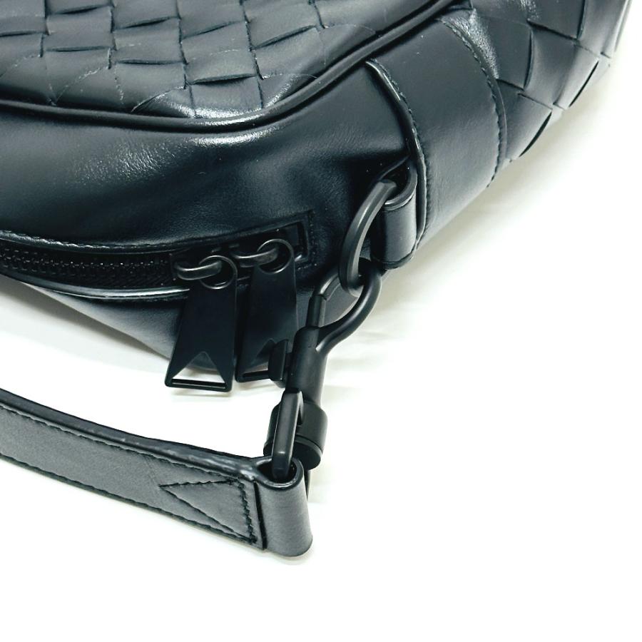美品 BOTTEGA VENETA ボッテガヴェネタ 755925 イントレチャート カバン 斜め掛け 肩掛け ショルダーバッグ ブラック メンズ【中古】 |  | 06
