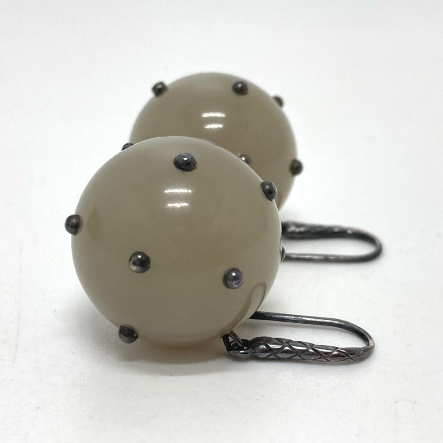 BOTTEGA VENETA ボッテガヴェネタ イントレチャート ボール アクセサリー ピアス プラスチック グレー レディース【中古】 |  | 02