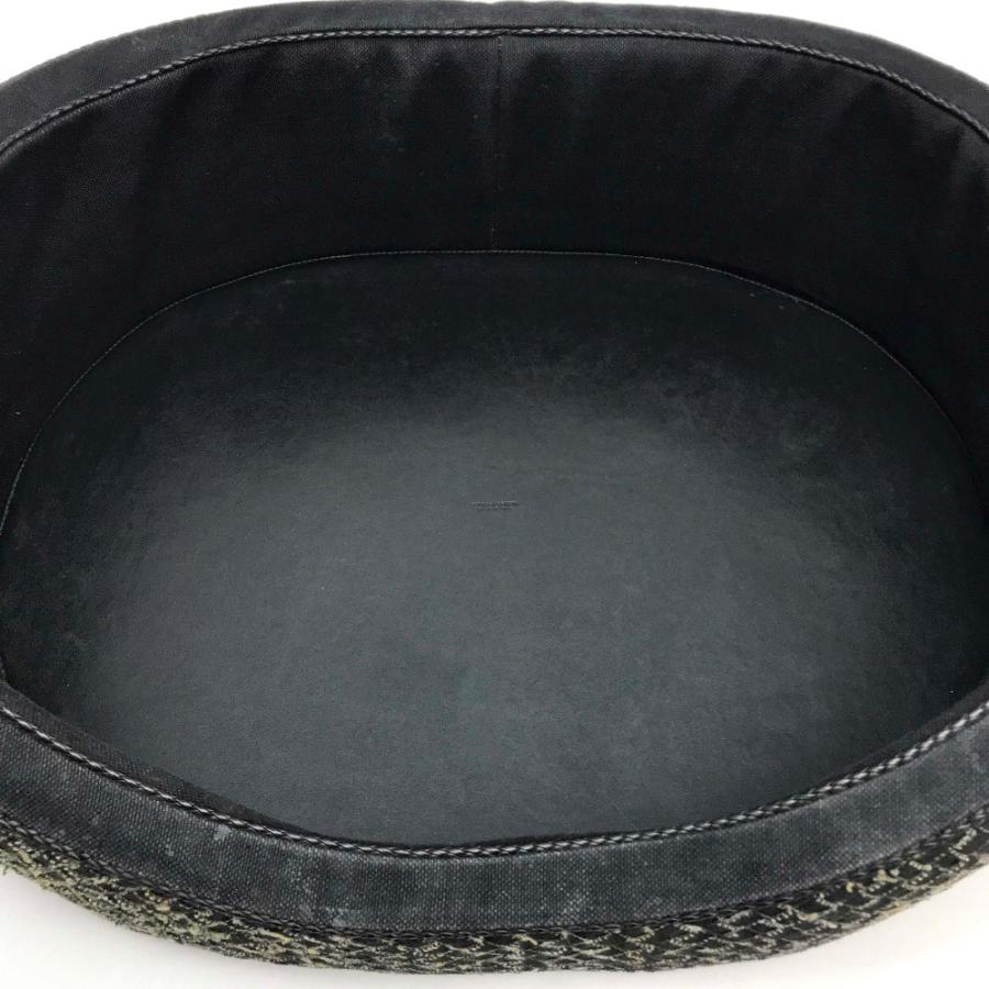 BOTTEGA VENETA ボッテガヴェネタ イントレチャート ペットグッズ ドッグハウス ペット用ベッド クッション 犬 猫 |  | 08