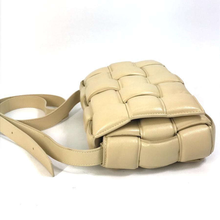 美品 BOTTEGA VENETA ボッテガヴェネタ 717506 パデッド カセット カバン ショルダーバッグ ベージュ レディース【中古】 |  | 02
