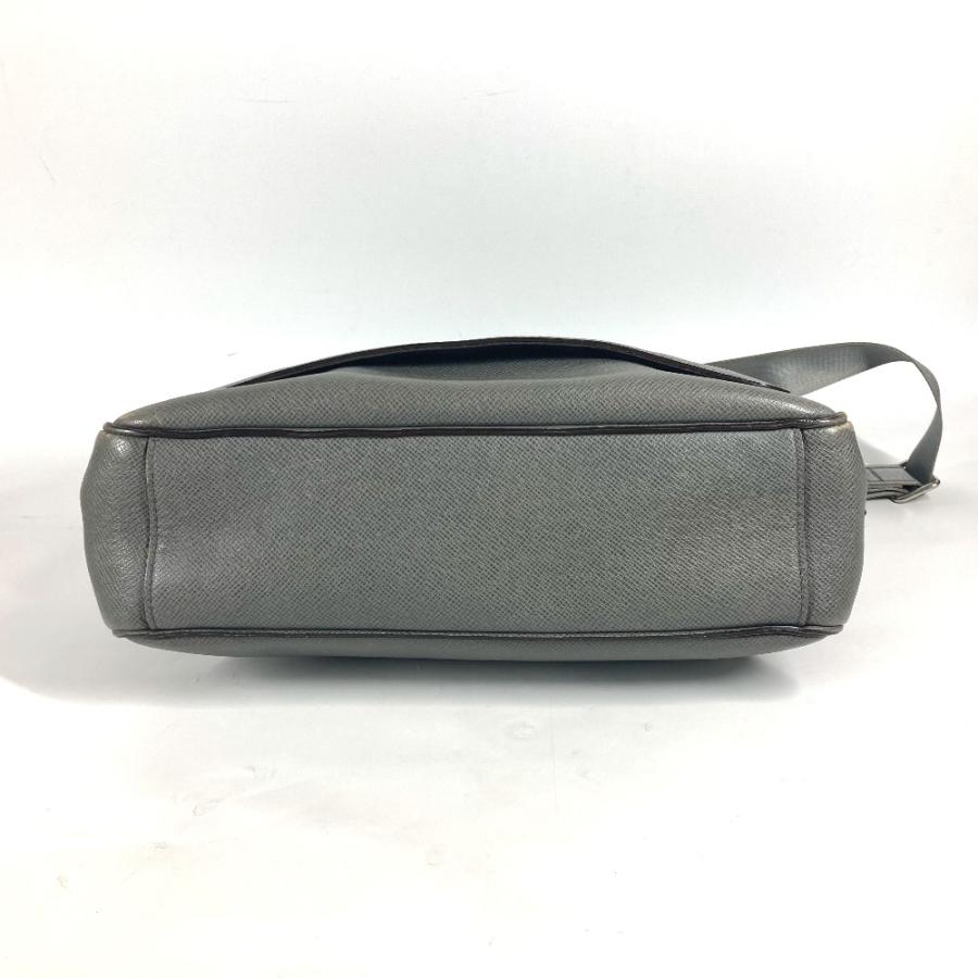 LOUIS VUITTON ルイヴィトン M32623 ロマンMM カバン 斜め掛け フラップ メッセンジャーバッグ タイガ ショルダーバッグ グラシエ【中古】 | LOUIS VUITTON | 04