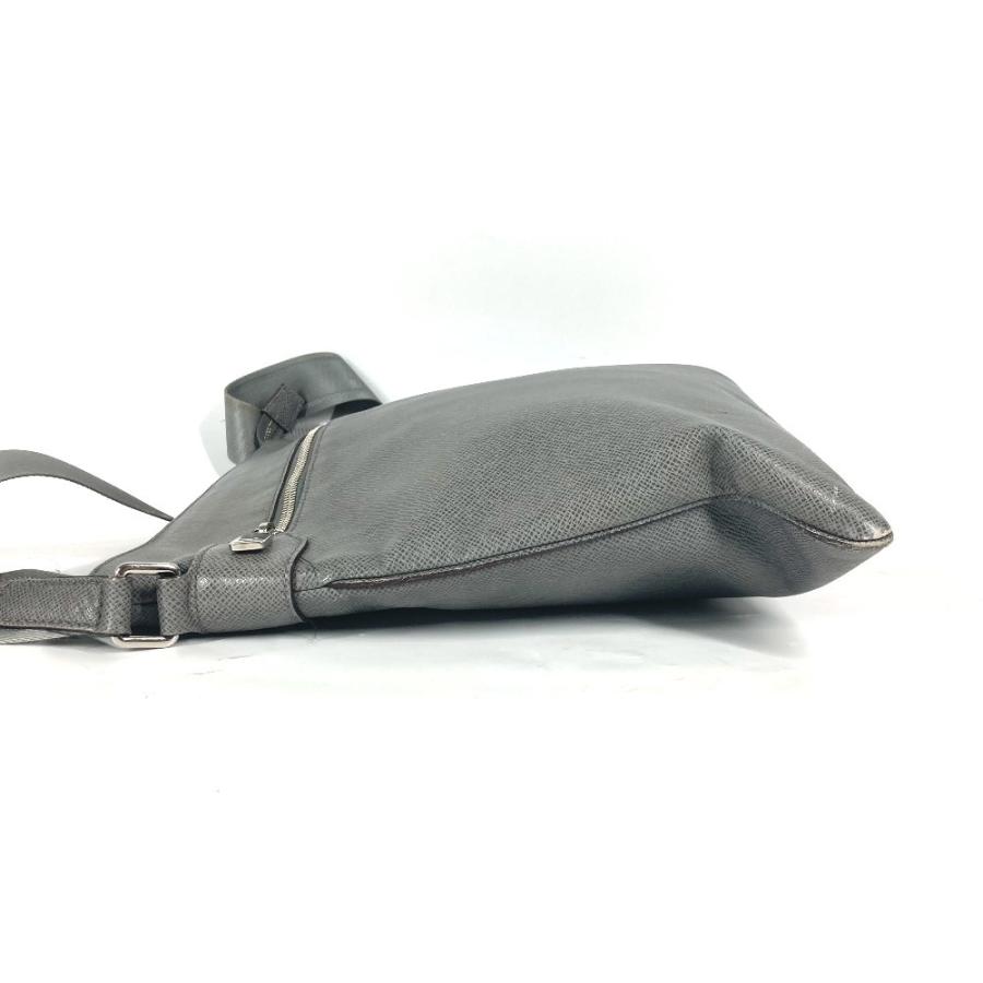 LOUIS VUITTON ルイヴィトン M32630  サシャ カバン 斜め掛け ポシェット タイガ ショルダーバッグ グラシエ グレー メンズ【中古】 | LOUIS VUITTON | 03