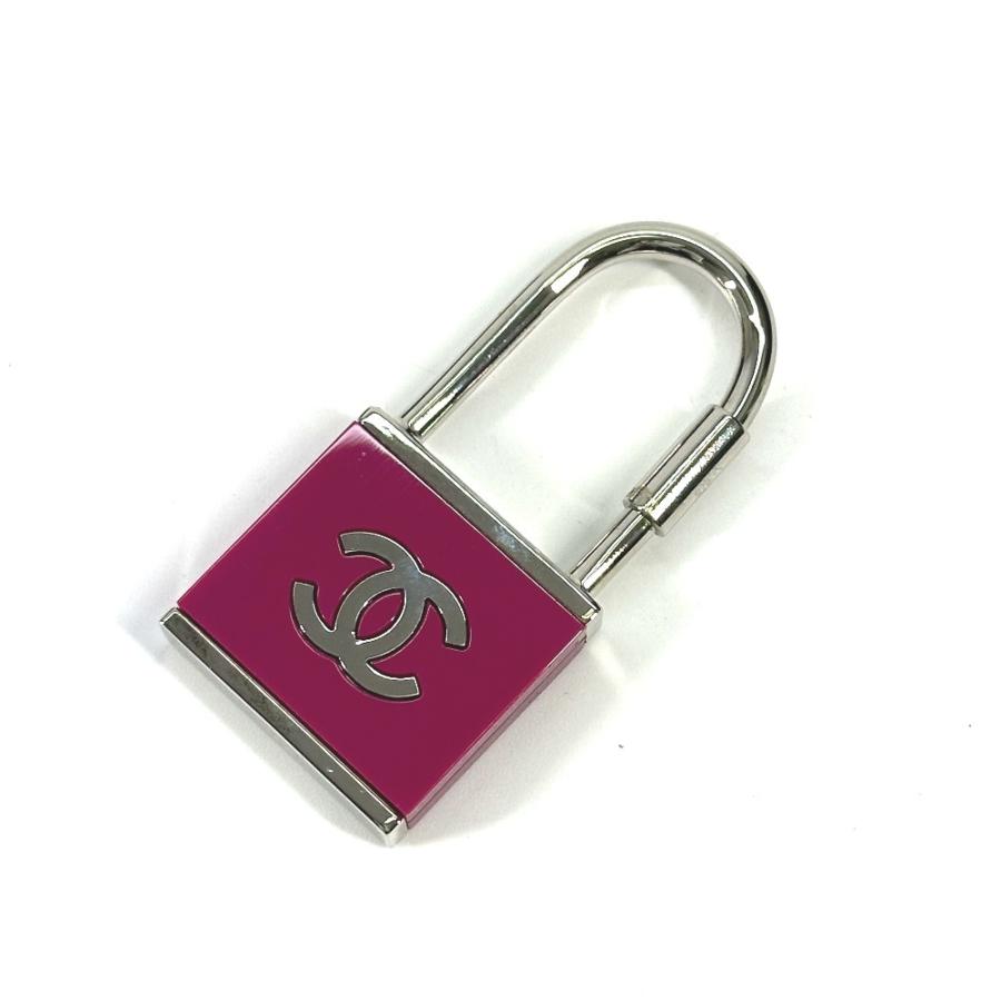 CHANEL シャネル CC ココマーク ロゴ 鍵 KEY型 02C チャーム ピンク レディース【中古】 | CHANEL | 01