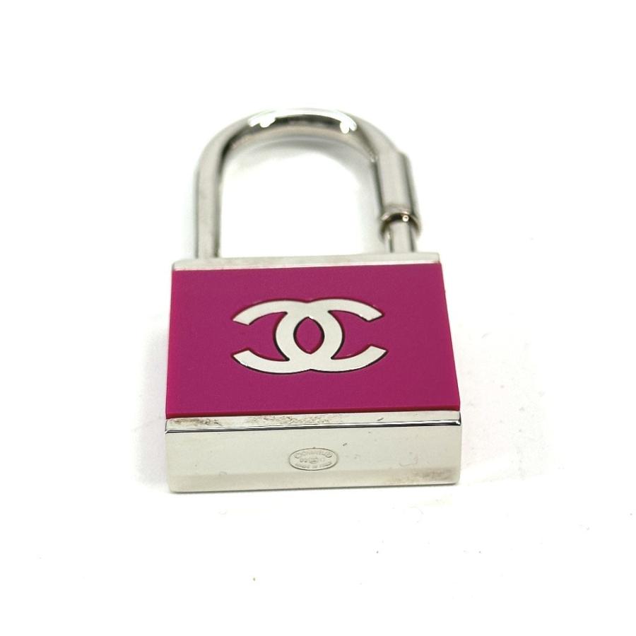 CHANEL シャネル CC ココマーク ロゴ 鍵 KEY型 02C チャーム ピンク レディース【中古】 | CHANEL | 02
