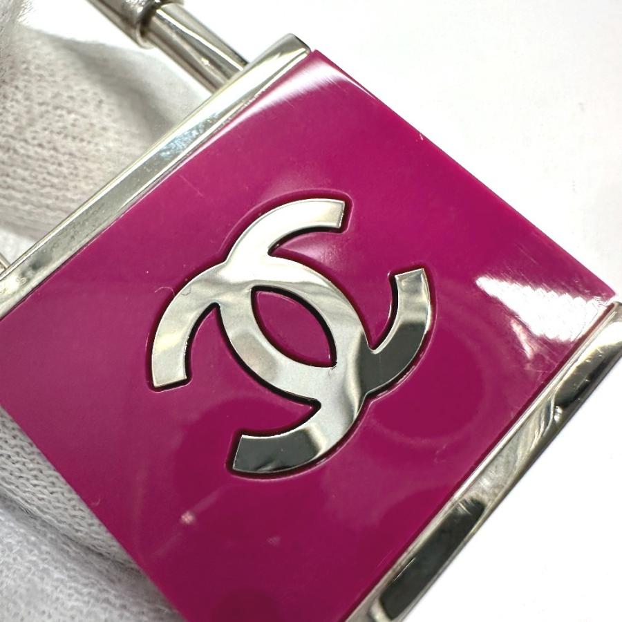 CHANEL シャネル CC ココマーク ロゴ 鍵 KEY型 02C チャーム ピンク レディース【中古】 | CHANEL | 07