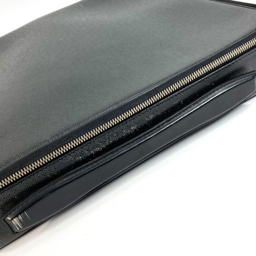 LOUIS VUITTON ルイヴィトン  M30832 ポルトオルディナトゥールオデッサ コンピューターケース ショルダーバッグ タイガ ハンド【中古】 | LOUIS VUITTON | 02