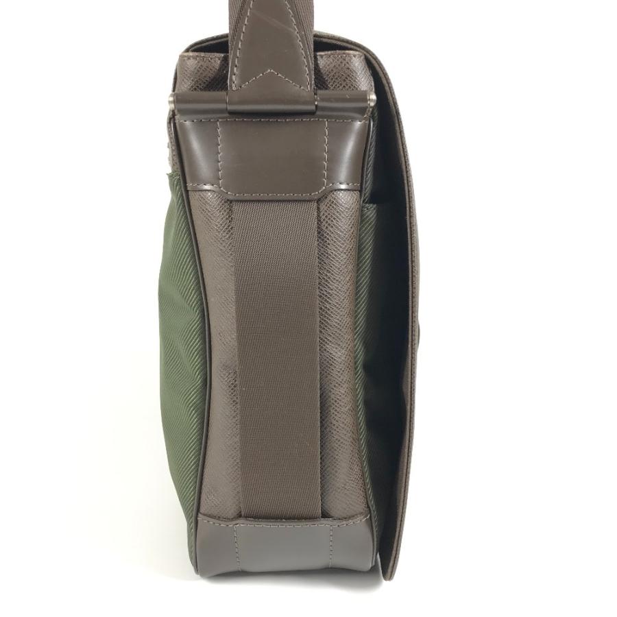 LOUIS VUITTON ルイヴィトン M30148 ヴィクトール 斜め掛け フラップ メッセンジャーバッグ タイガ ショルダーバッグ グリズリ【中古】 | LOUIS VUITTON | 02