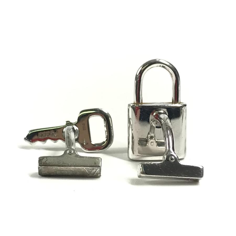 LOUIS VUITTON ルイヴィトン  M64600  ブトン ドゥ マンシェット・カデナ エ クレ アクセサリー ダミエケース付き カフス シルバー【中古】 | LOUIS VUITTON | 02