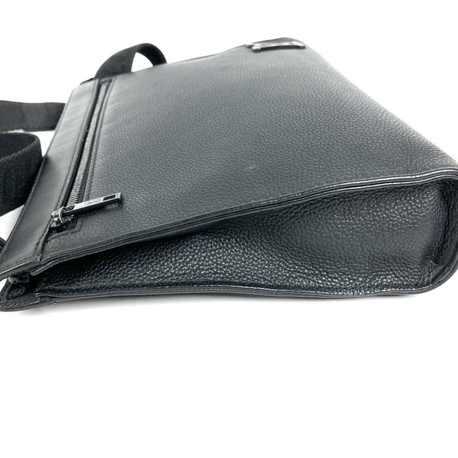 LOUIS VUITTON ルイヴィトン M59329 メッセンジャーヴォワヤージュクラッチバッグ アエログラム ショルダーバッグ ブラック 【中古】 | LOUIS VUITTON | 01