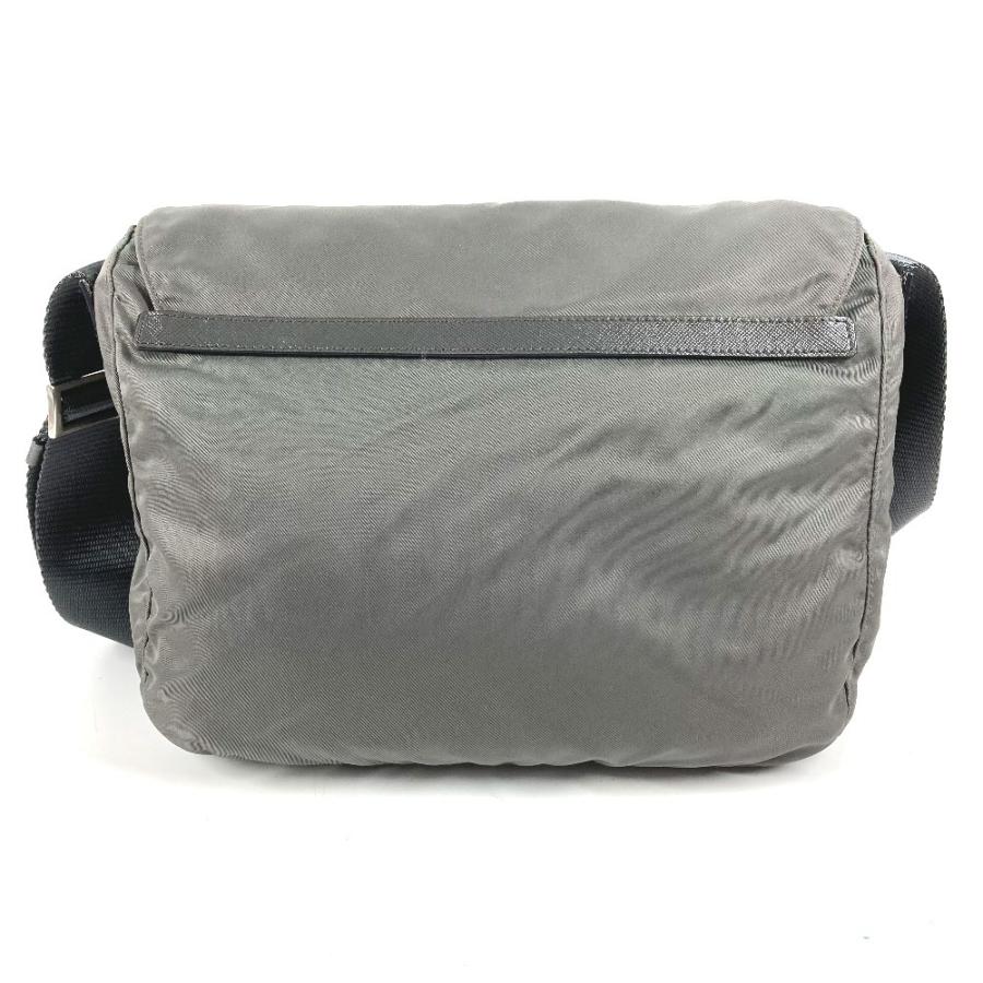 PRADA プラダ BT0953 トライアングルロゴ 三角ロゴ プレート カバン  斜め掛け メッセンジャーバッグ ショルダーバッグ グレー系【中古】 | PRADA | 01