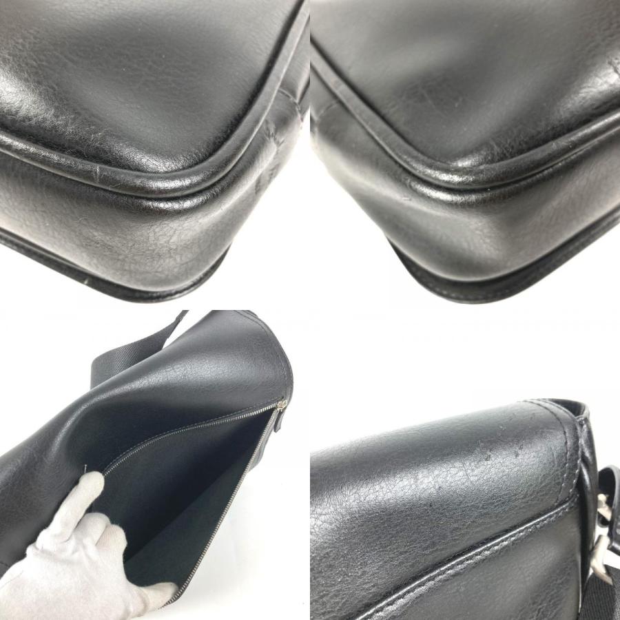 Salvatore Ferragamo サルヴァトーレフェラガモ ロゴ 斜め掛け カバン フラップ メッセンジャーバッグ ショルダーバッグ ブラック 【中古】 |  | 07