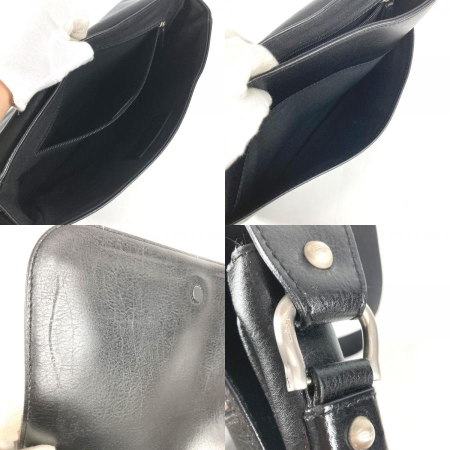 Salvatore Ferragamo サルヴァトーレフェラガモ ロゴ 斜め掛け カバン フラップ メッセンジャーバッグ ショルダーバッグ ブラック 【中古】 |  | 08
