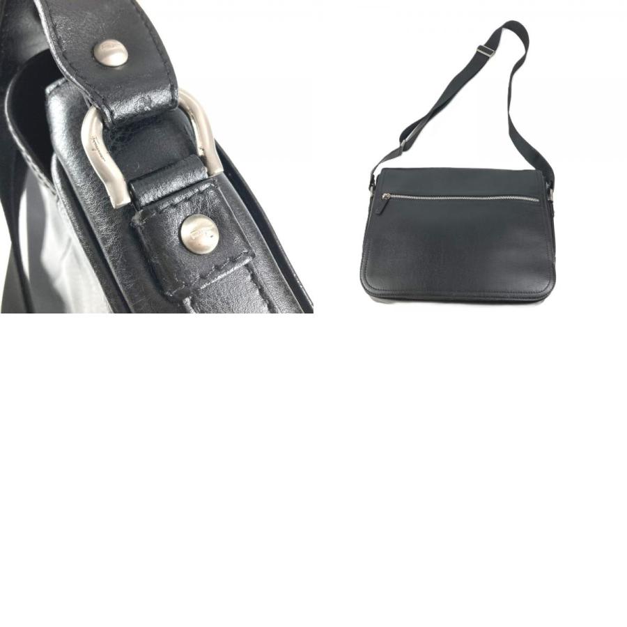 Salvatore Ferragamo サルヴァトーレフェラガモ ロゴ 斜め掛け カバン フラップ メッセンジャーバッグ ショルダーバッグ ブラック 【中古】 |  | 09