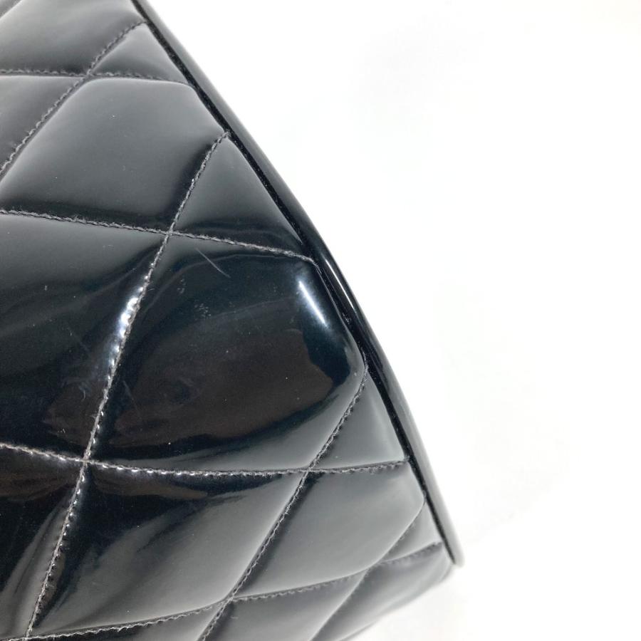 CHANEL シャネル  ヴィンテージシャネル Vintage Chanel マトラッセ パテントレザー バニティバッグ（ハート型ミラー付き）【中古】 | CHANEL | 07