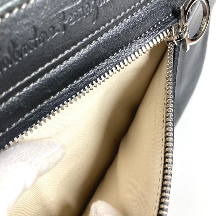 Salvatore Ferragamo サルヴァトーレフェラガモ ロゴ カバン トートバッグ 肩掛け ショルダーバッグ ブラック ユニセックス【中古】 |  | 04