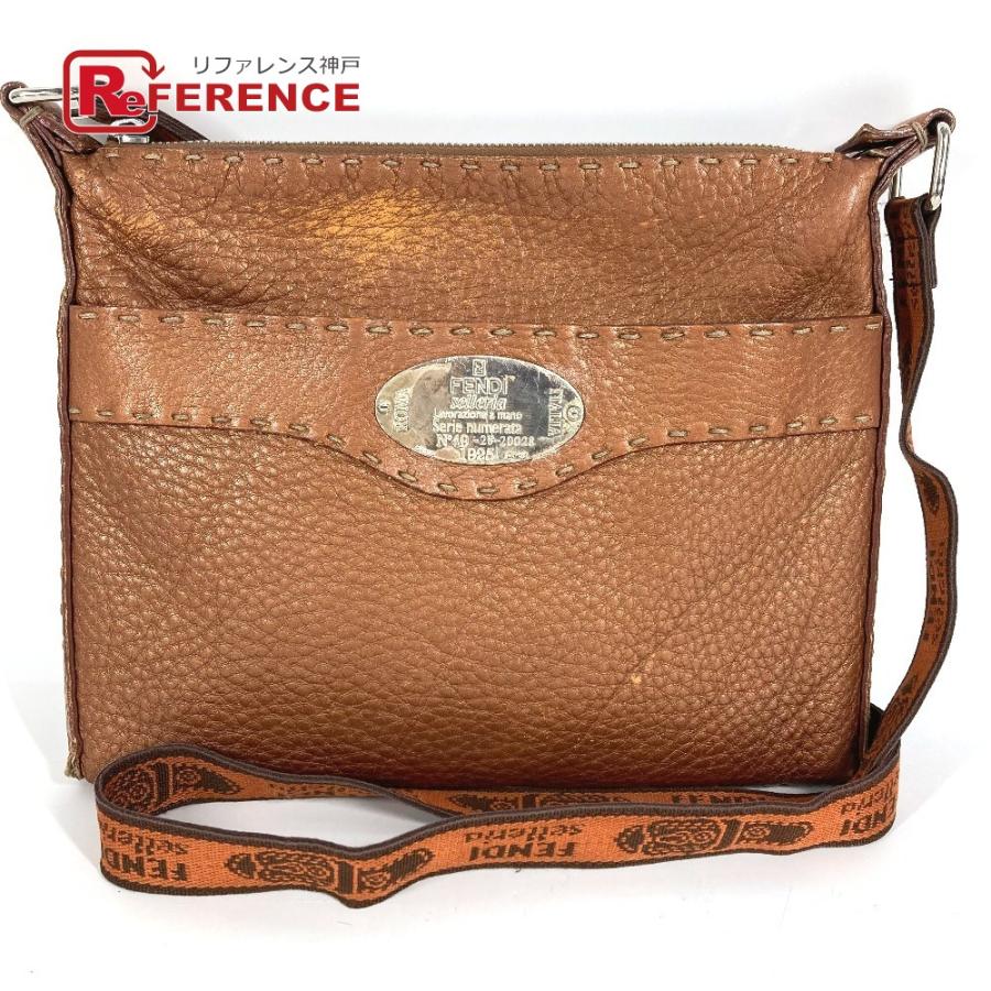 FENDI フェンディ セレリア ロゴ 斜め掛け ポシェット カバン ショルダーバッグ ブラウン ユニセックス【中古】 | FENDI