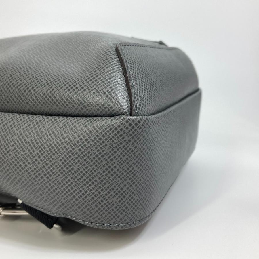 LOUIS VUITTON ルイヴィトン M30801 タイガ アヴェニュー・バックパック ショルダーバッグ タイガレザー グリ グレー メンズ【中古】 | LOUIS VUITTON | 07