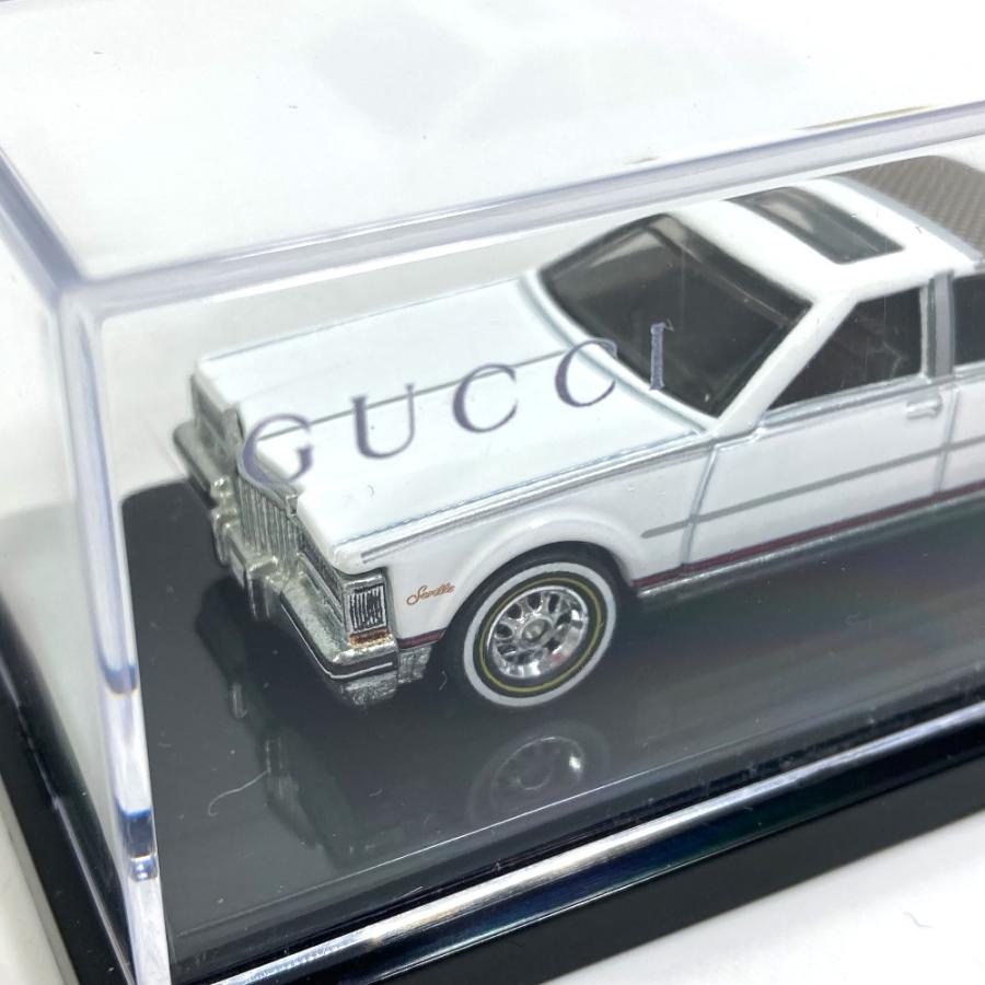 GUCCI キャデラックホワイト ミニカー ケース付き グッチとキャデラック セビルのコラボモデルが、1/64スケールで