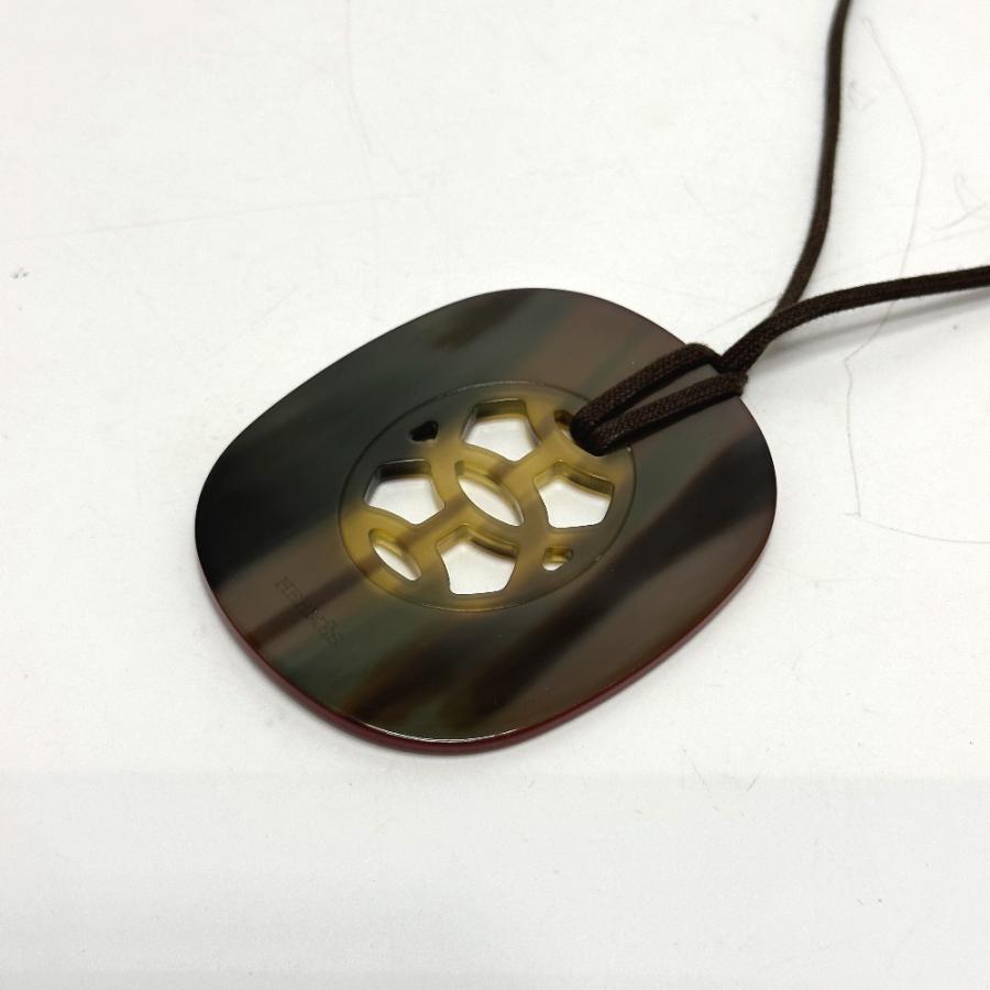 HERMES エルメス ペンダント 水牛 リフトGM アクセサリー ネックレス バッファローホーン ボルドー/ブラウン レディース【中古】 | HERMES | 01