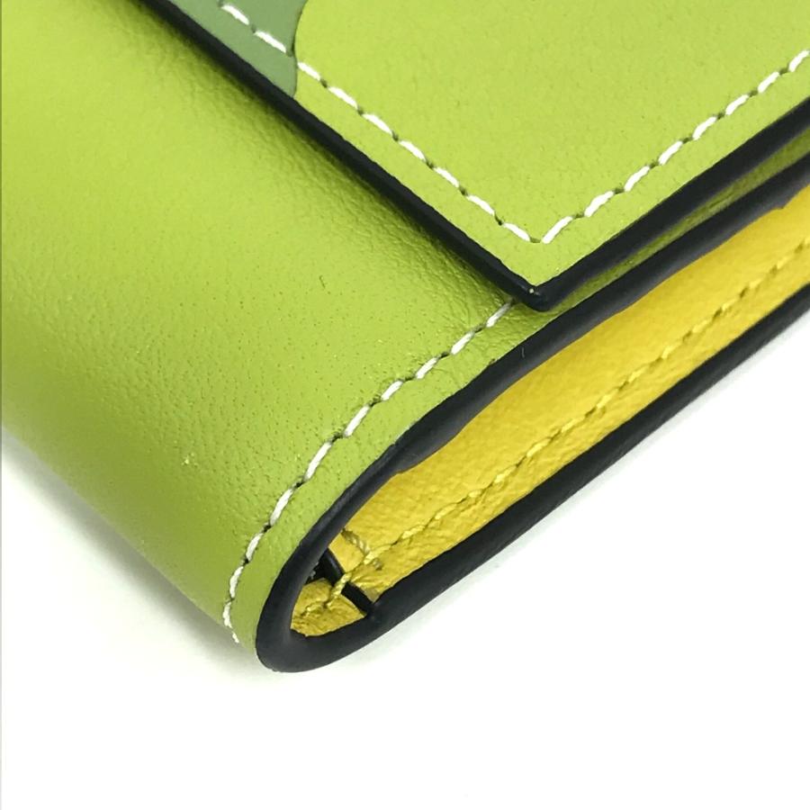 美品 LOEWE ロエベ 262146 千と千尋の神隠し ジブリ オオトリサマ 3つ折り財布 グリーン×オフホワイト レディース【中古】 | LOEWE | 05
