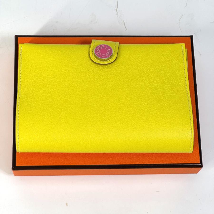 MCM パスポートケース ライオン ベージュオレンジ mcm ライオン