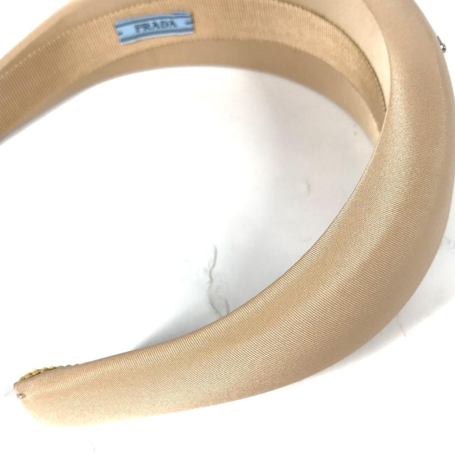 美品 PRADA プラダ 1IH016 ヘアアクセサリー ヘアバンド ヘッドバンド トライアングルロゴ 三角ロゴ カチューシャ ベージュ 【中古】 | PRADA | 05