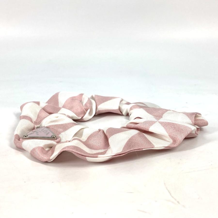 美品 PRADA プラダ 1IF015 ヘアゴム ヘアアクセサリー ヘアゴム トライアングルロゴ 三角ロゴ プレート シュシュ ピンク【中古】 | PRADA | 03